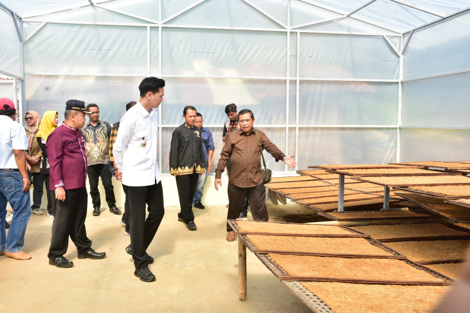 Launching Bantuan Sarpras Komoditas Tembakau Digelar di Kampung Bako