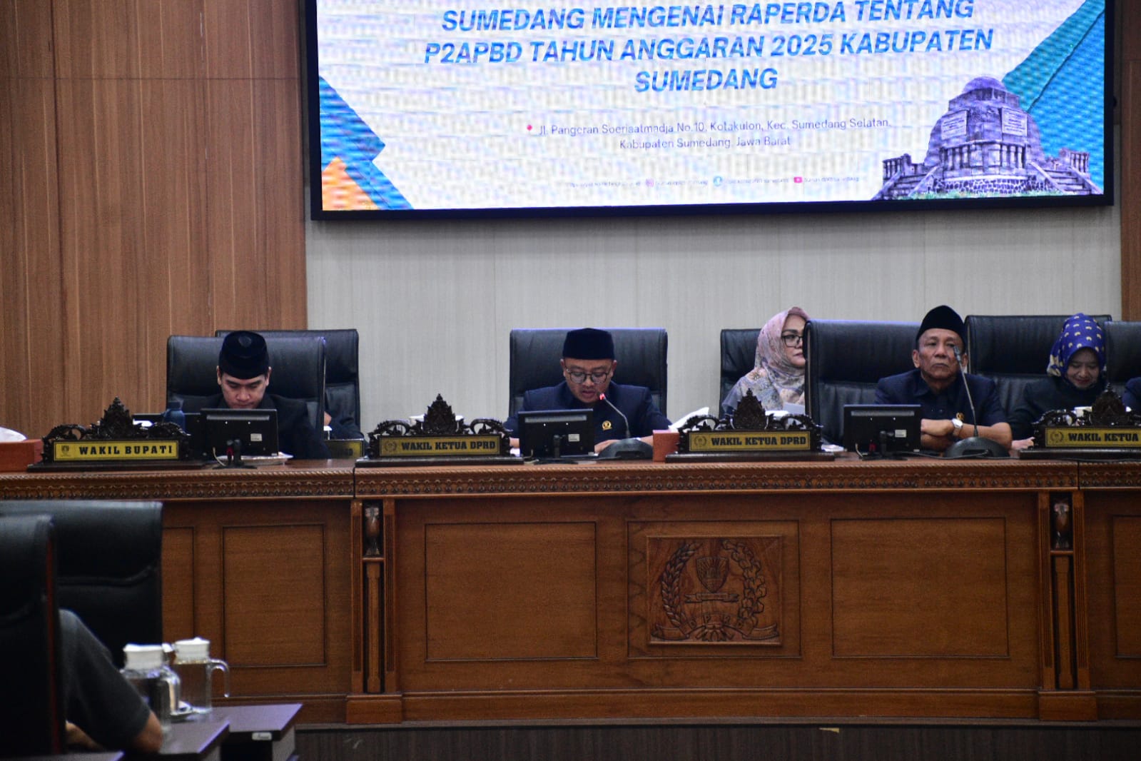 Raperda P2APBD T.A 2025, Penyampaian Pandangan Umum Fraksi- Fraksi DPRD Terhadap Penjelasan Bupati Sumedang